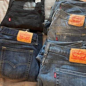 *Bundle* Levi’s Jeans - Mens (5 pairs) 32/30